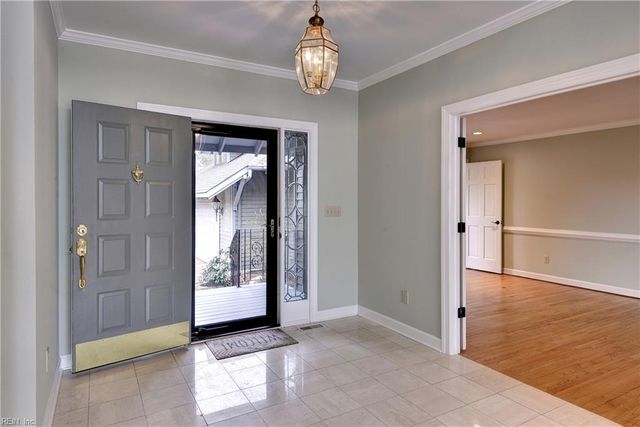 105 Roger Smith, Williamsburg, VA 23185