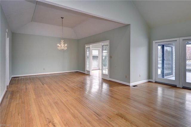 105 Roger Smith, Williamsburg, VA 23185