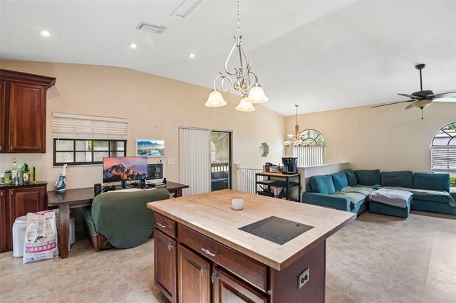 5831 114TH TERRACE N, Pinellas Park, FL 33782
