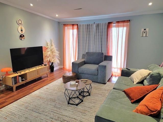 30 Church St 12, Braintree, MA 02184