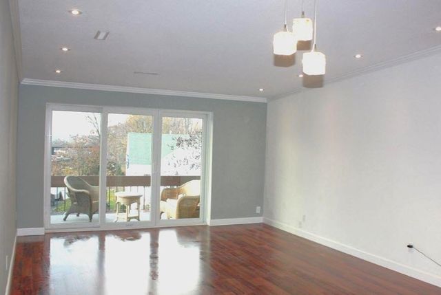 30 Church St 12, Braintree, MA 02184