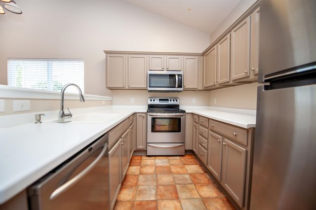 555 Clairidge Drive, Spartanburg, SC 29316