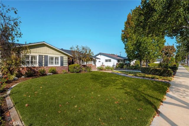 625 E Adams, Orange, CA 92867