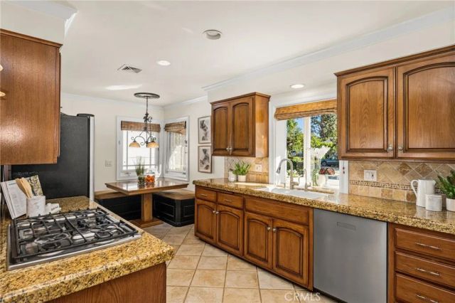625 E Adams, Orange, CA 92867