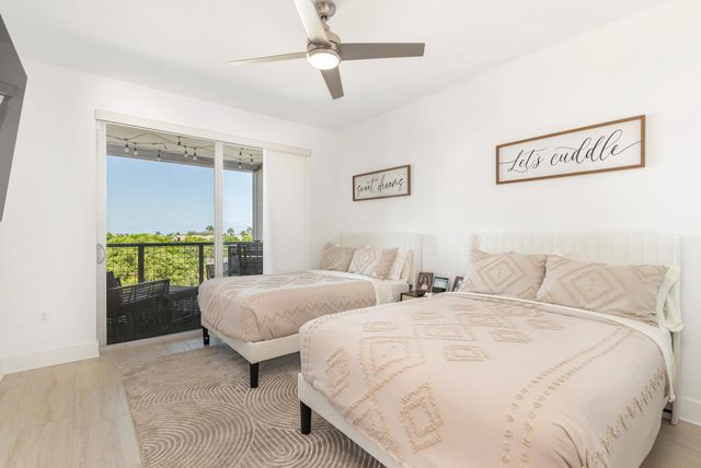 236 SE 5th Avenue 301, Delray Beach, FL 33483