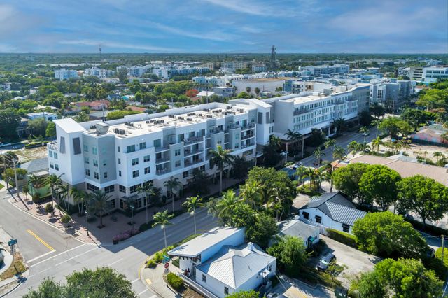 236 SE 5th Avenue 301, Delray Beach, FL 33483