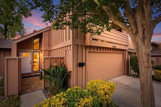 22835 Poplar Grove Square, Cupertino, CA 95014