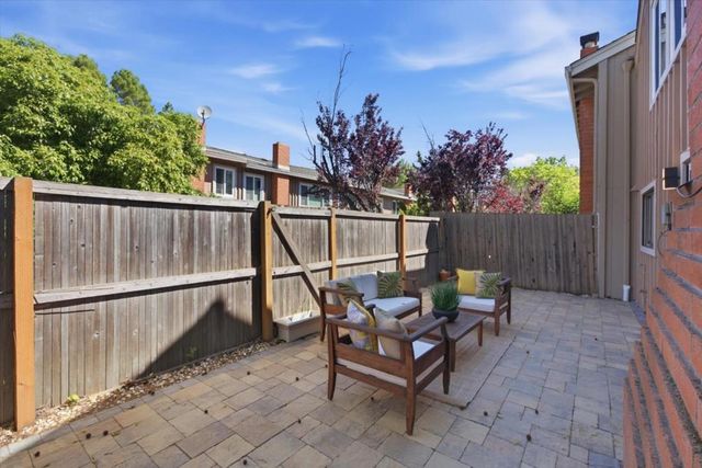 22835 Poplar Grove Square, Cupertino, CA 95014