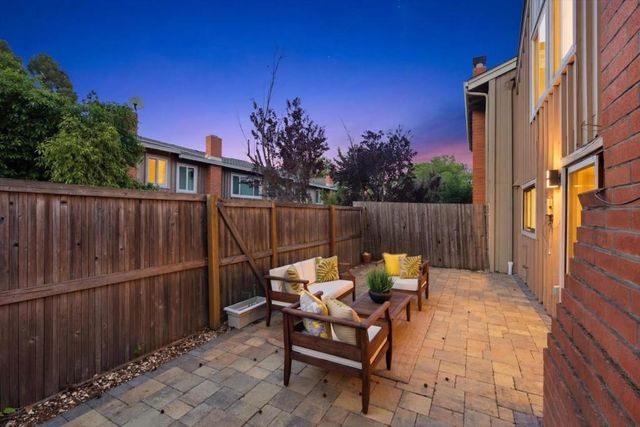 22835 Poplar Grove Square, Cupertino, CA 95014