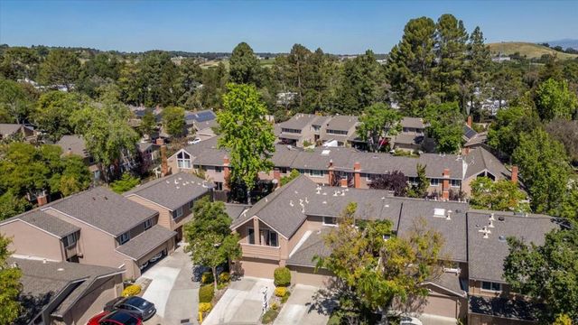 22835 Poplar Grove Square, Cupertino, CA 95014