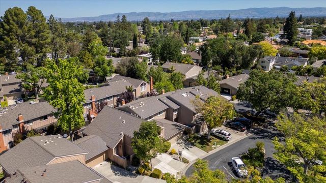 22835 Poplar Grove Square, Cupertino, CA 95014