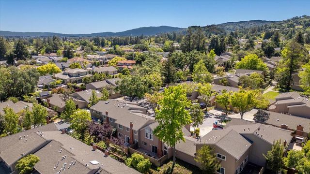 22835 Poplar Grove Square, Cupertino, CA 95014