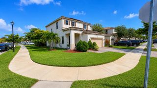 19329 NE 8th Court, Miami, FL 33179