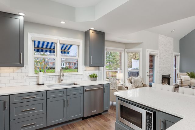 21 Oliver Court, Signal Mountain, TN 37377