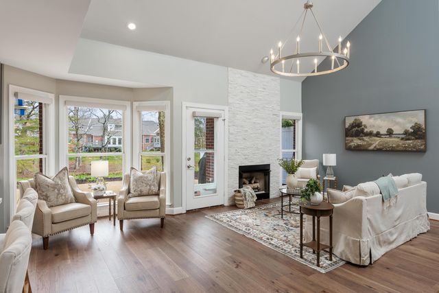 21 Oliver Court, Signal Mountain, TN 37377