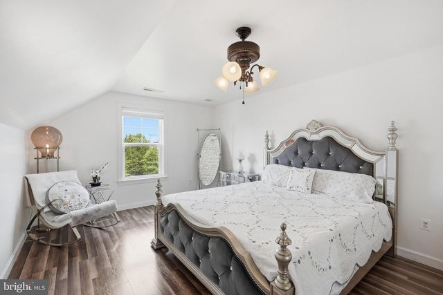 8800 OLD DOMINION HUNT CIR, Manassas, VA 20110