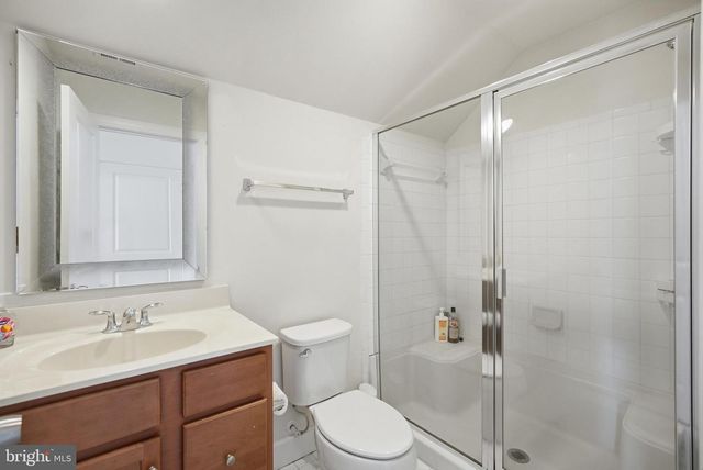 8800 OLD DOMINION HUNT CIR, Manassas, VA 20110