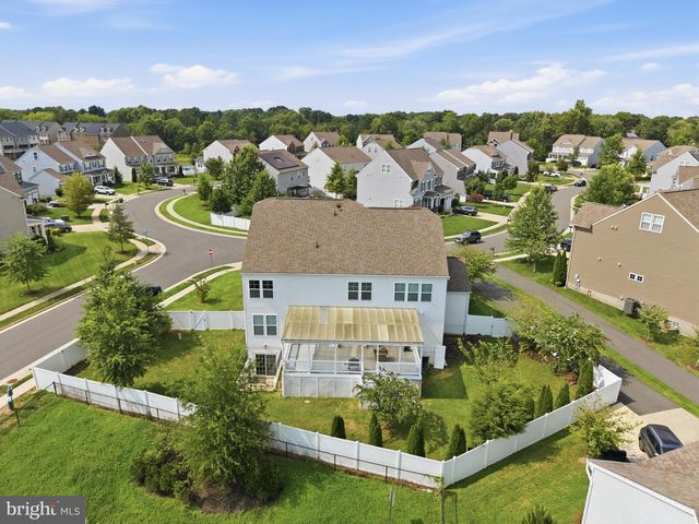 8800 OLD DOMINION HUNT CIR, Manassas, VA 20110
