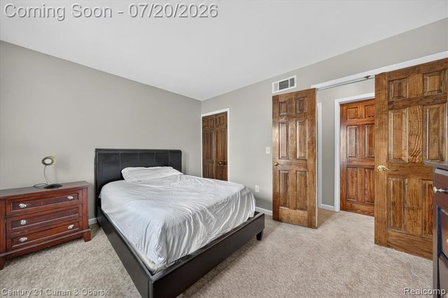 24435 Bashian Drive, Novi, MI 48375