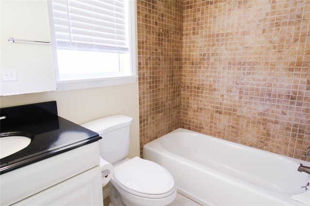 1644 REDWOOD STREET Apt D, Sarasota, FL 34231