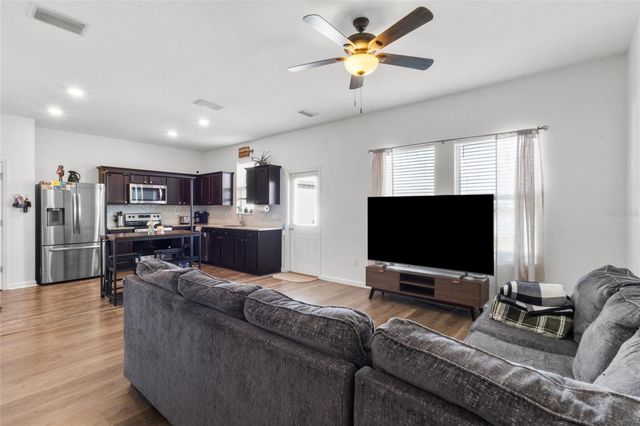 831 SUNLIT CORAL STREET, Ruskin, FL 33570