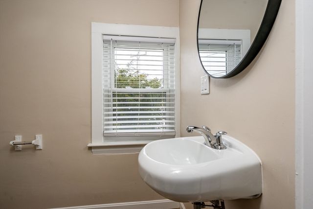 84 Bearses Way, Barnstable, MA 02601