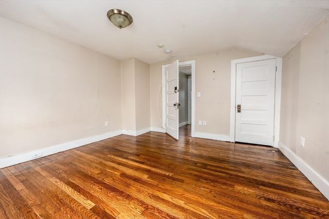 84 Bearses Way, Barnstable, MA 02601