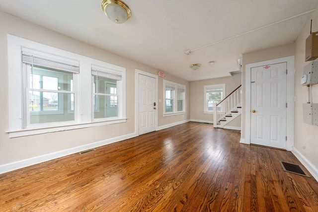 84 Bearses Way, Barnstable, MA 02601