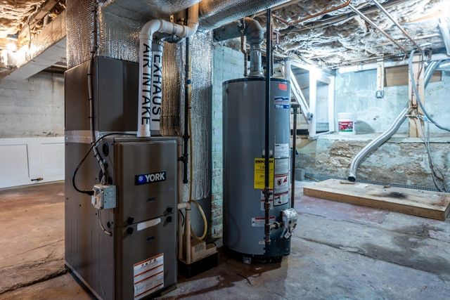 84 Bearses Way, Barnstable, MA 02601