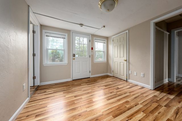 84 Bearses Way, Barnstable, MA 02601