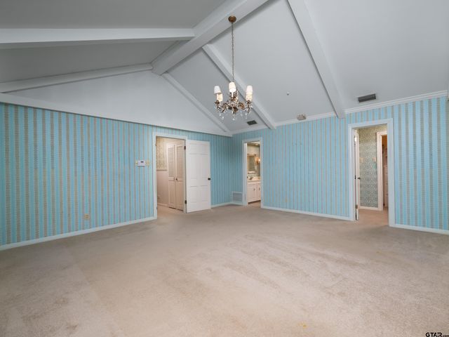 926 Meadowbrook DR, Jacksonville, TX 75766