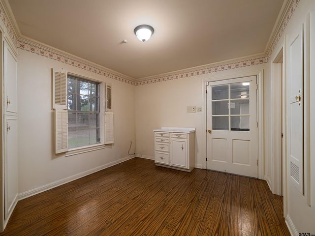 926 Meadowbrook DR, Jacksonville, TX 75766