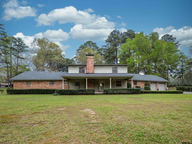 926 Meadowbrook DR, Jacksonville, TX 75766