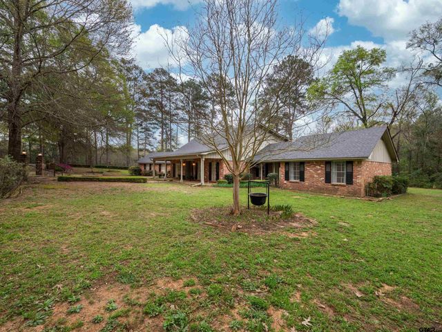 926 Meadowbrook DR, Jacksonville, TX 75766