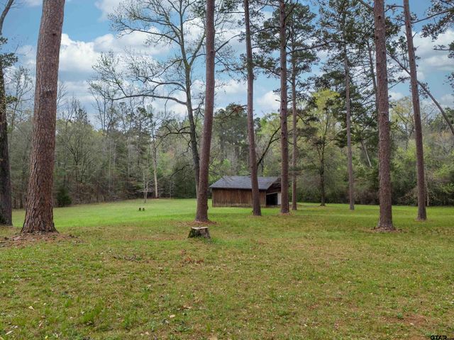 926 Meadowbrook DR, Jacksonville, TX 75766