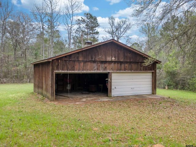 926 Meadowbrook DR, Jacksonville, TX 75766