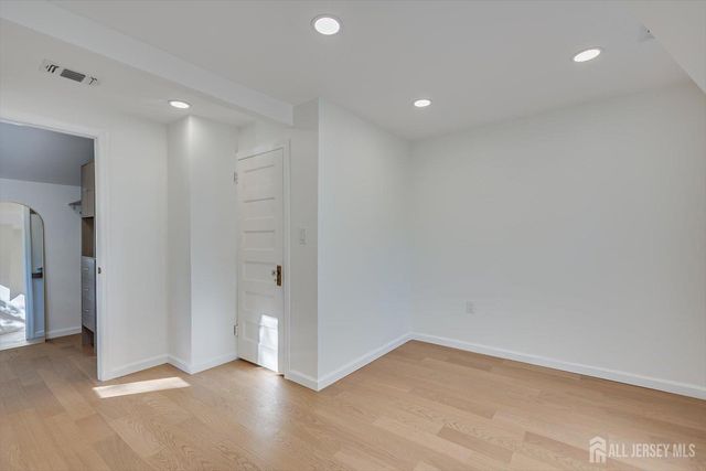 78 Lawrence Avenue, Highland Park, NJ 08904