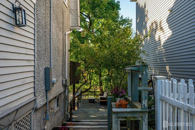 78 Lawrence Avenue, Highland Park, NJ 08904