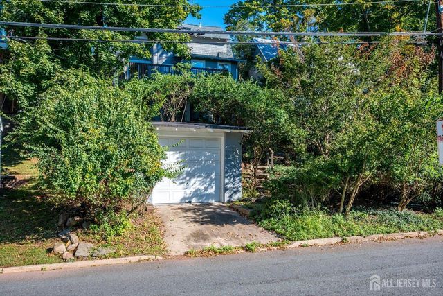 78 Lawrence Avenue, Highland Park, NJ 08904