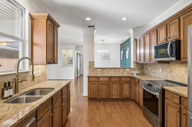 127 Pennystone Cir, Franklin, TN 37067