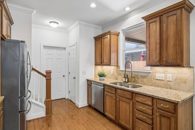 127 Pennystone Cir, Franklin, TN 37067
