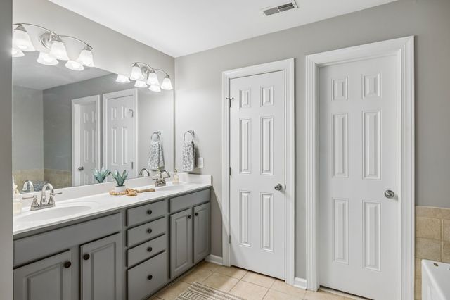 127 Pennystone Cir, Franklin, TN 37067
