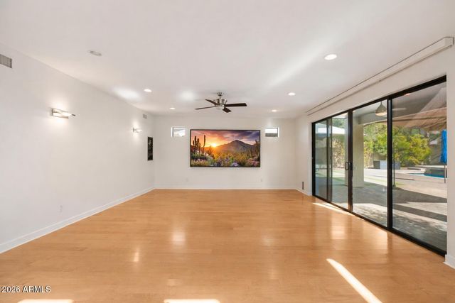 9433 S STANLEY Place, Tempe, AZ 85284