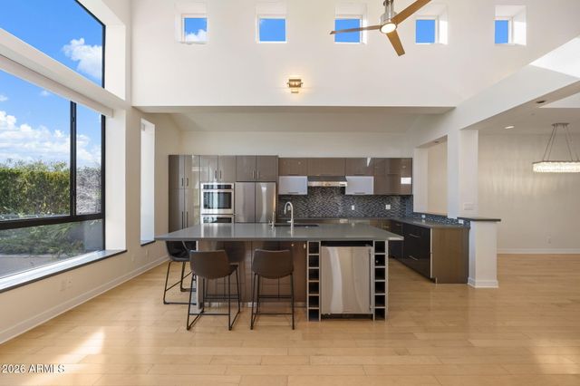 9433 S STANLEY Place, Tempe, AZ 85284