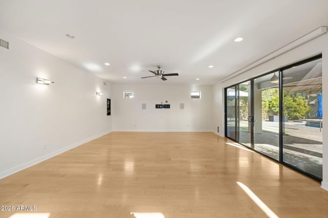 9433 S STANLEY Place, Tempe, AZ 85284