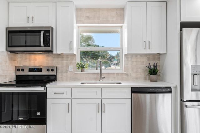 2477 MONTREAL Street, Jacksonville, FL 32233