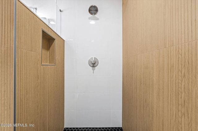 2477 MONTREAL Street, Jacksonville, FL 32233