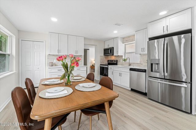 2477 MONTREAL Street, Jacksonville, FL 32233