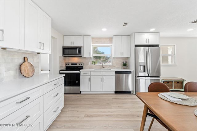 2477 MONTREAL Street, Jacksonville, FL 32233