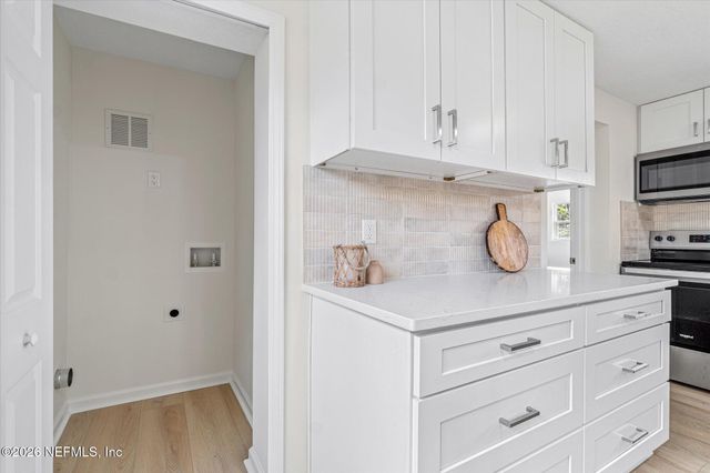 2477 MONTREAL Street, Jacksonville, FL 32233